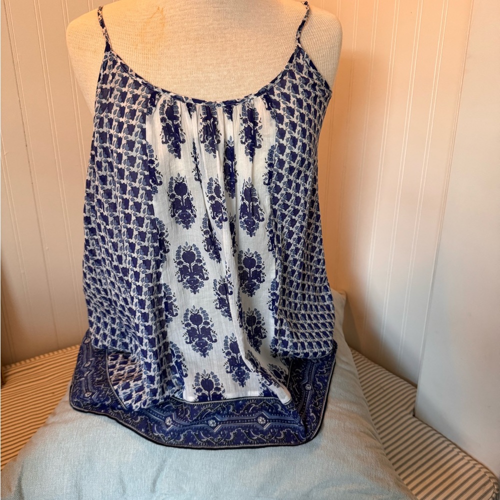 Soft Joie Blue and White Patterned Camisole/tank